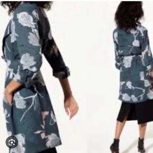 ARITZIA Babaton Blue Flowy Floral Trench Coat